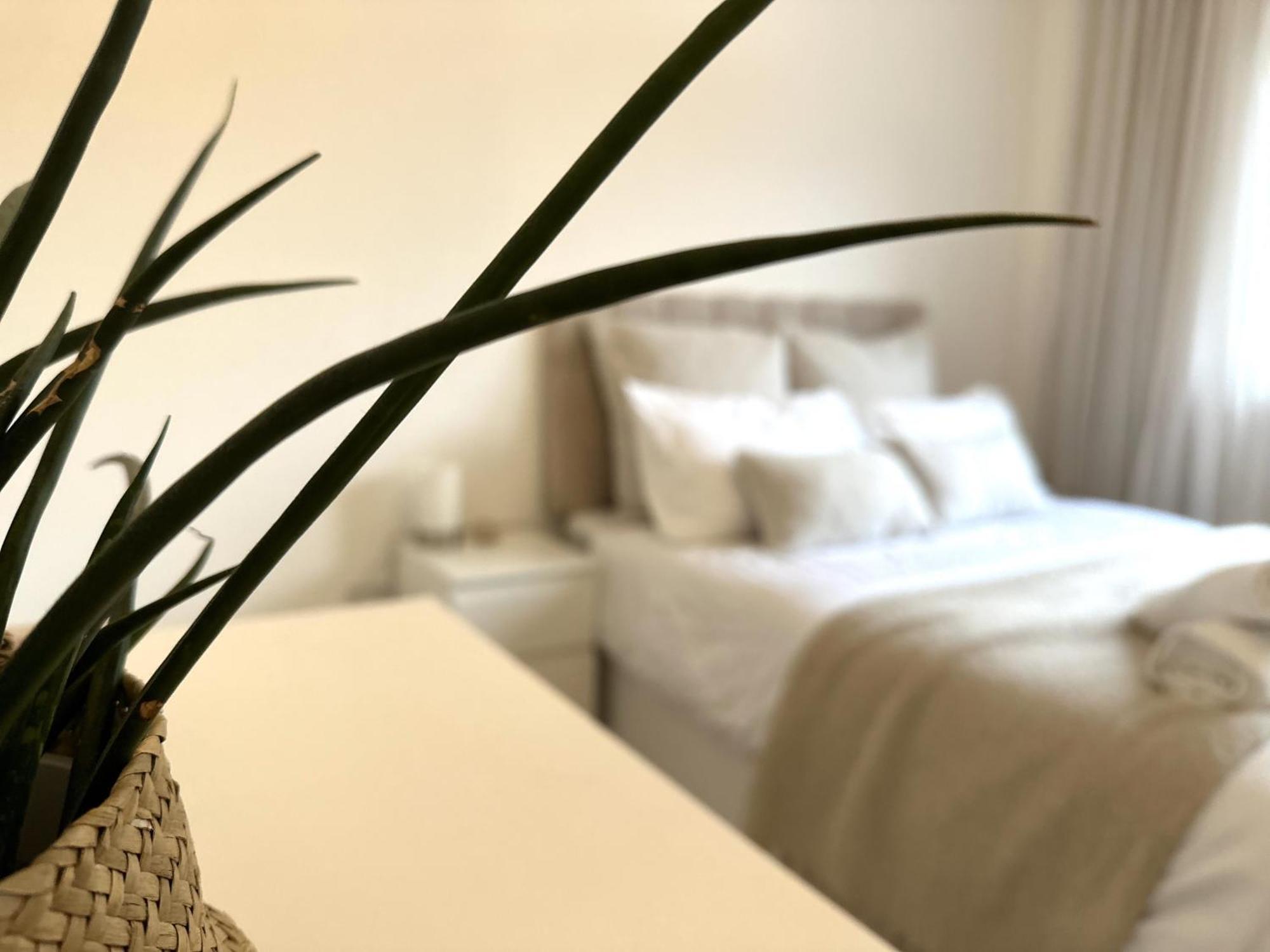 Private Room With En-Suite And Parking In Shared Flat 글라스고 외부 사진